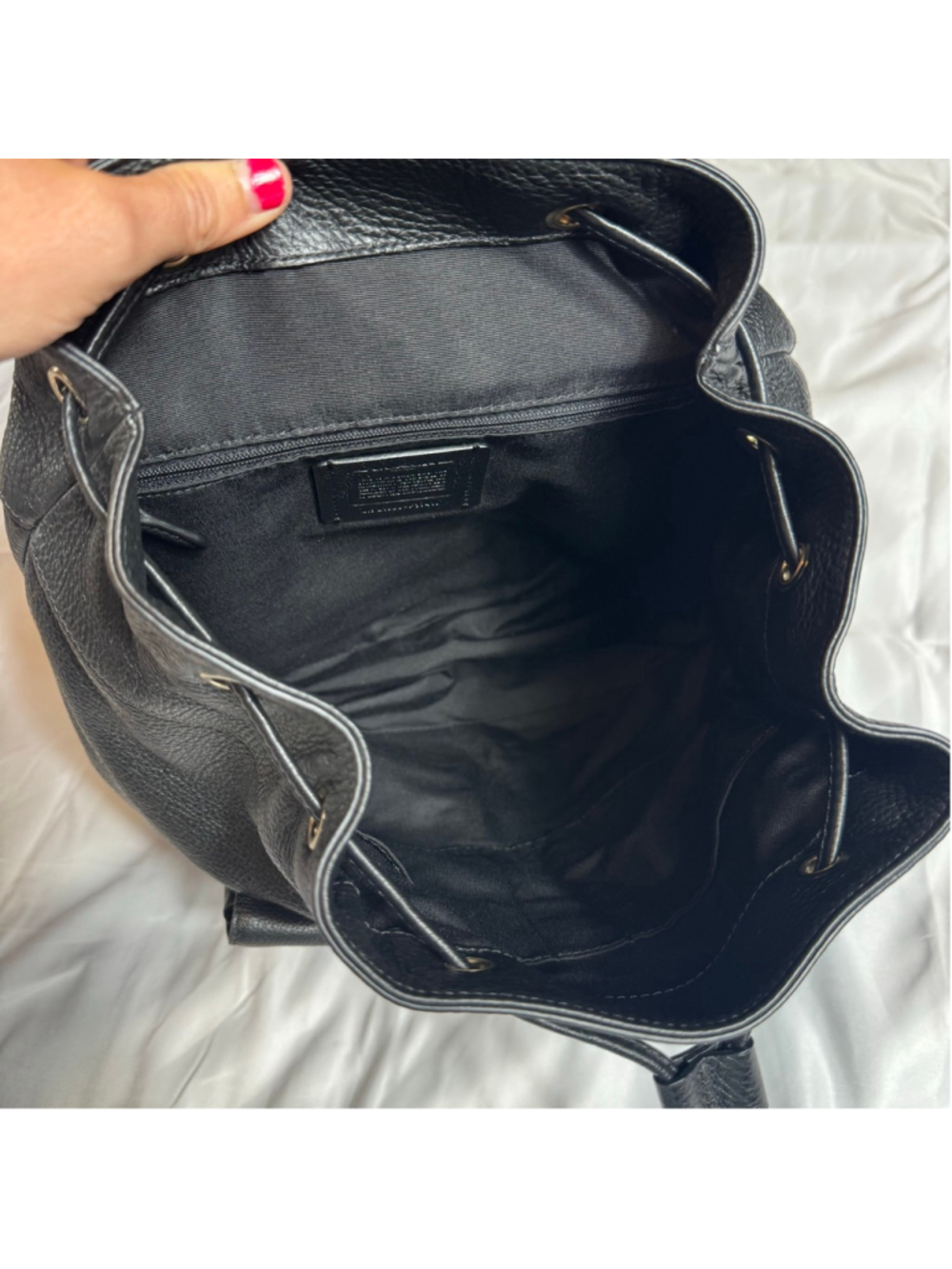 Women’s black Coach pebble leather Billie backpack - Picture 3 of 8